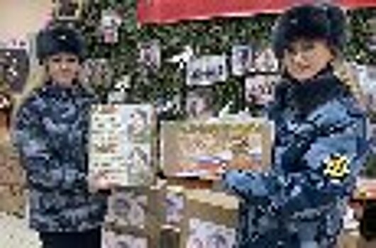 Сотрудники СИЗО-2 ГУФСИН России по Новосибирской области организовали сбор гуманитарной помощи в рамках акции «Новогодний подарок солдату»