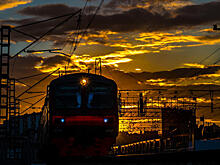 Железнодорожники ликвидировали последствия аварии, в результате которой автомобиль оказался под платформой станции «Калистово»