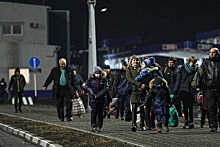 «Полотенце выдали, комнату выделили». Беженцы Донбасса рассказали, как их приняли в РФ