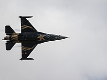 Anadolu: ВС Турции проводят военную операцию против курдских сил на севере Сирии и Ирака