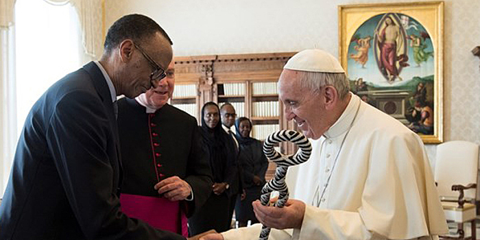 Папа Франциск попросил прощения за роль церкви в геноциде в Руанде