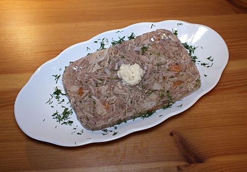 Что нельзя добавлять в холодец: самые распространенные ошибки хозяек