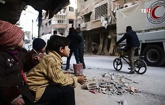 За время гуманитарных пауз Восточную Гуту покинули 113 715 человек