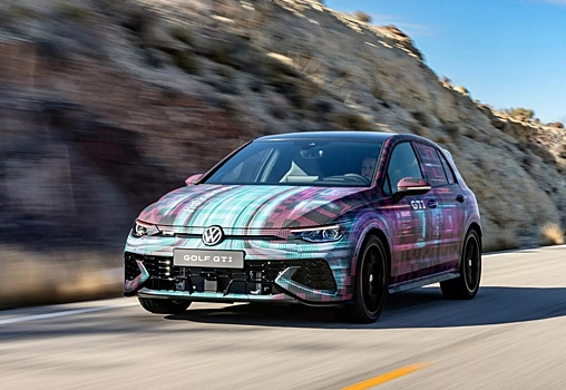 Обновлённый Volkswagen Golf получит встроенный ChatGPT и физические кнопки на руле