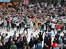 В аэропорту Сабиха одновременно танцевали 500 человек