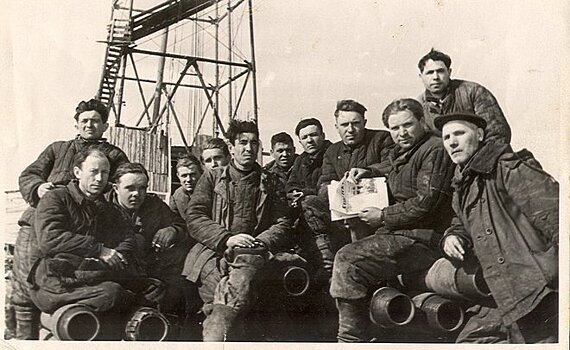 День в истории: основание "Татнефти" и первая паровая машина двойного действия