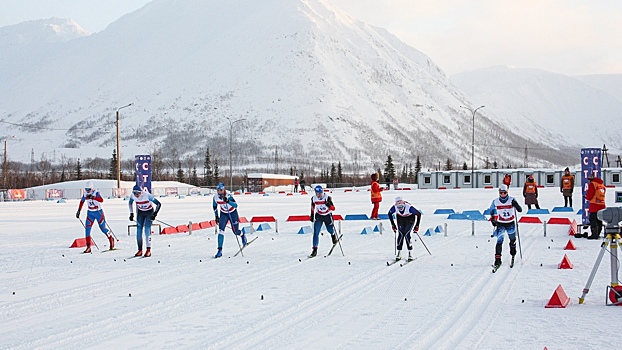 Вологжанки взяли серебряную медаль на лыжных гонках