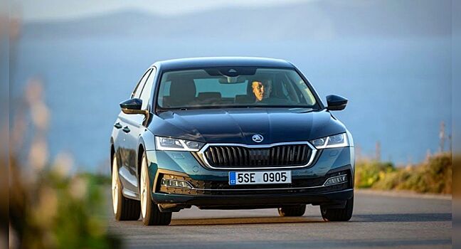 Почему с покупкой Skoda Octavia A8 стоит повременить