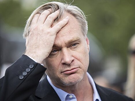 Кристофер Нолан оказался недоволен, что "Оппенгеймер" выйдет в один день с "Барби" – СМИ