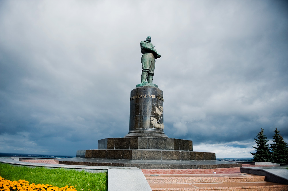 Чкаловская лестница и памятник Чкалову, Нижний Новгород, Российская Федерация