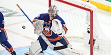 Илья Сорокин отразил 27 бросков и помог «Айлендерс» стартовать с победы в сезоне НХЛ