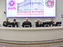 Выпускник Военной академии тыла и транспорта 1977 года провел встречу с выпускным курсом Командного факультета ВА МТО