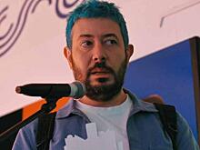 Артемий Лебедев представил новый логотип «Камеди Клаб» за «30 миллионов долларов»