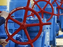"Газпром" снизил транзит газа через Украину втрое