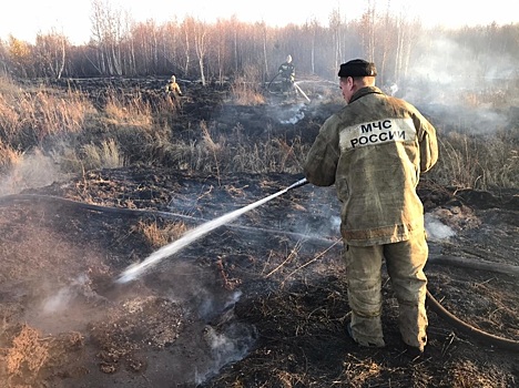 Из-за смога в Свердловской области перекрыли несколько участков дорог