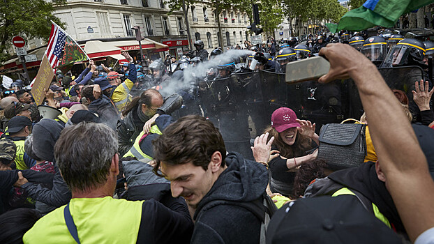 Во Франции в 27-й раз прошли акции «жёлтых жилетов»