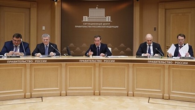 Губернатор Астраханской области предложил ввести специальный налоговый режим для самозанятых граждан