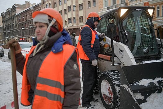 Петербургская зима бросила вызов коммунальным службам