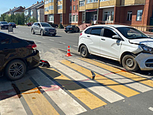 От силы удара наехал на пешехода: жительницу Тарко-Сале сбили на «зебре». ВИДЕО