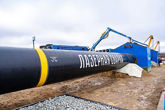 В Югре заработал мобильный комплекс для лазерной сварки труб в полевых условиях