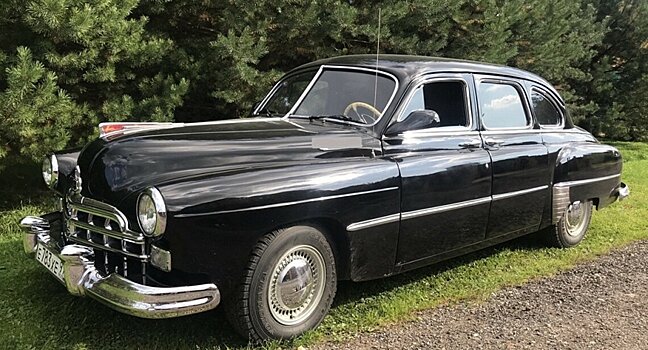 В сети продают советский представительский автомобиль «ЗИМ» по цене ниже рыночной