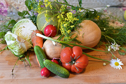 Огурцы и яйца подорожали в России