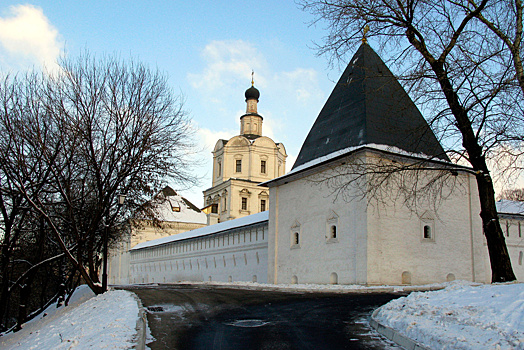 РПЦ решила завладеть столичным музеем против его воли