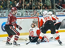 Латышские стрелки подстрелили «ястребов». 5 убойных фактов о событиях КХЛ