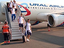 Сборная России по футболу прилетела в Нижний Новгород