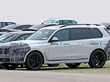 BMW вывел на тесты обновленную версию кроссовера X7