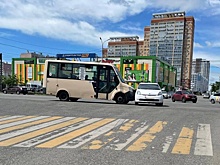 Женщина и двое подростков пострадали в ДТП с автобусом