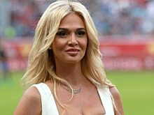 59-летнюю мама Виктории Лопыревой выглядит как ровесница дочери