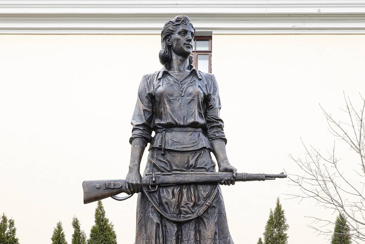 Франция одобрила возведение памятника советским партизанам