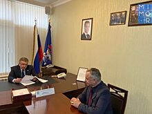 Депутат Госдумы Юрий Левицкий провел прием граждан в Махачкале
