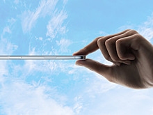 Смартфоны, которые никто не просил: почему ультратонкие телефоны — провал