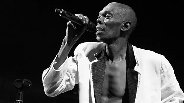 Умер вокалист группы Faithless Макси Джаз