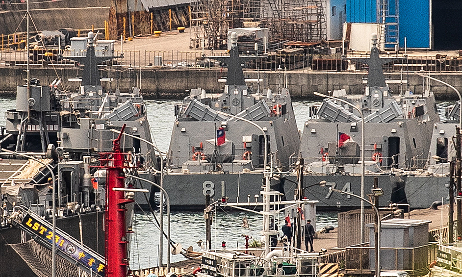 Корабли ВМС Тайваня в порту