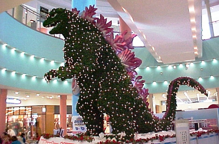Безоговорочный победитель в категории "Самое страшное рождественское дерево"