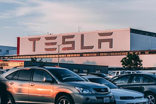 Суд уличил Маска во лжи о приватизации Tesla