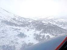 Два человека пострадали при сходе лавины на Камчатке