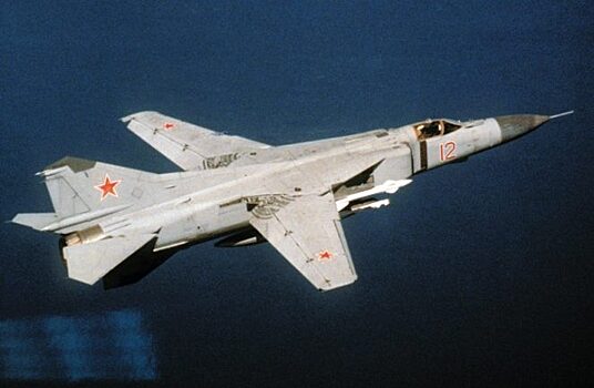 Как в 1989 году советский истребитель пролетел три страны НАТО без пилота