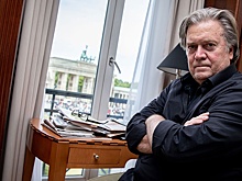 WSJ: экс-советника Трампа Бэннона признали виновным в неуважении к Конгрессу США