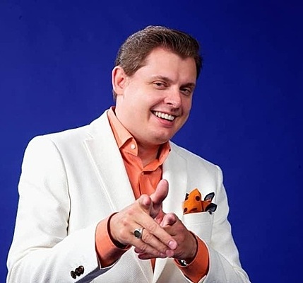 Настяның анальды порносы