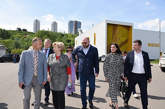 Укрепление склонов Нижегородского кремля ведется в рамках строительства фуникулера