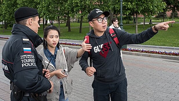 Китайским туристам предложат "красные маршруты" по России