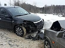 На трассе под Рязанью Skoda влетела в «Ладу Приора»