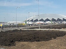 Азаров — о стадионе в Самаре: это уникальный объект, отставание связываю с этим