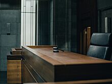 Бывший топ-менеджер «Сибура» подал иск против Credit Suisse