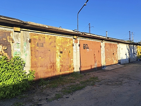 В Екатеринбурге снесут сотни гаражей ради жилья и школы