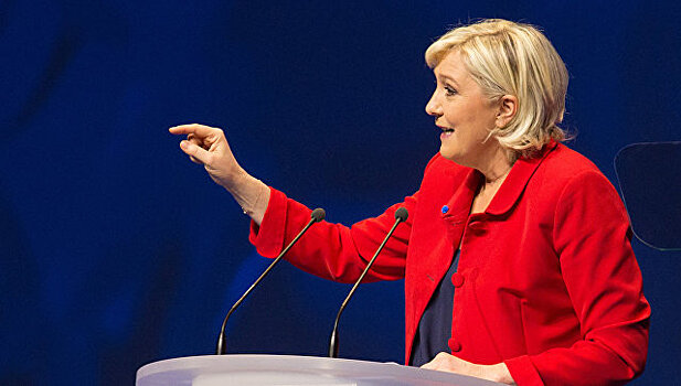Ле Пен намерена провести референдум о выходе Франции из ЕС в 2018 году